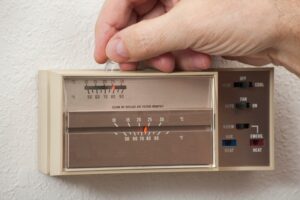 3 Benefits of Replacing Your Old Thermostat in Selma, TX